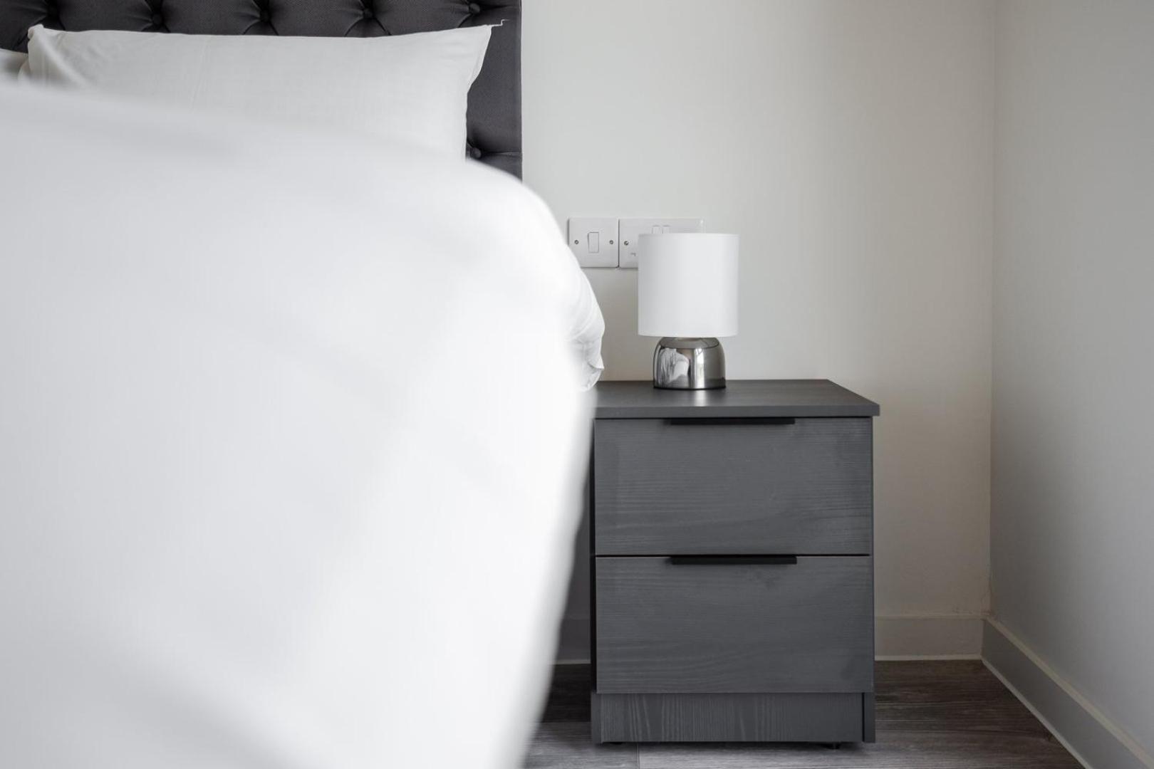Comforting City Retreat In Vauxhall - No Wifi Liverpool Dış mekan fotoğraf
